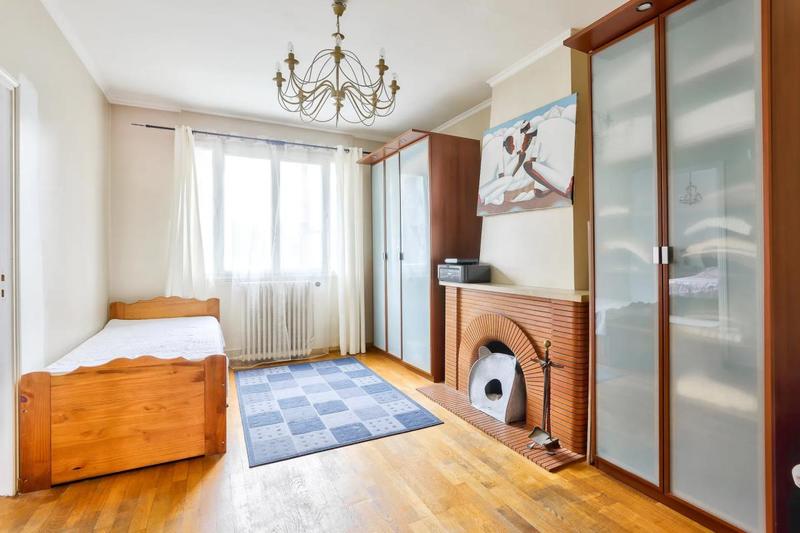 Maison - 200 m² - 7 pièces