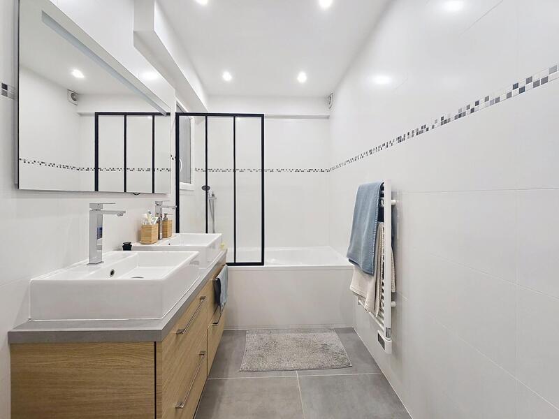 Appartement - 91 m² - 4 pièces