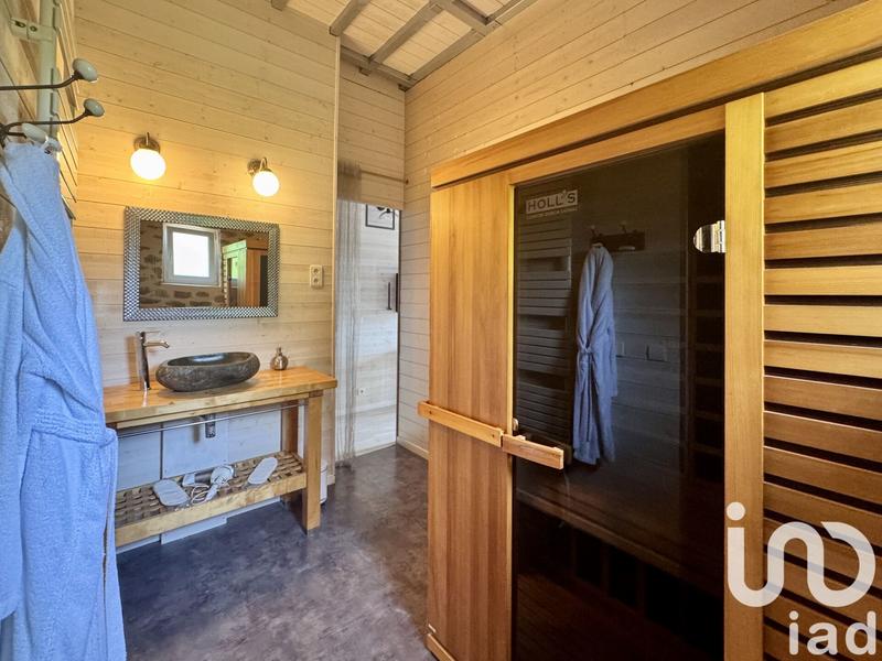 Maison - 462 m² - 10 pièces