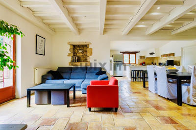 Propriété - 226 m² - 7 pièces