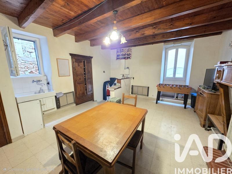 Maison - 85 m² - 3 pièces