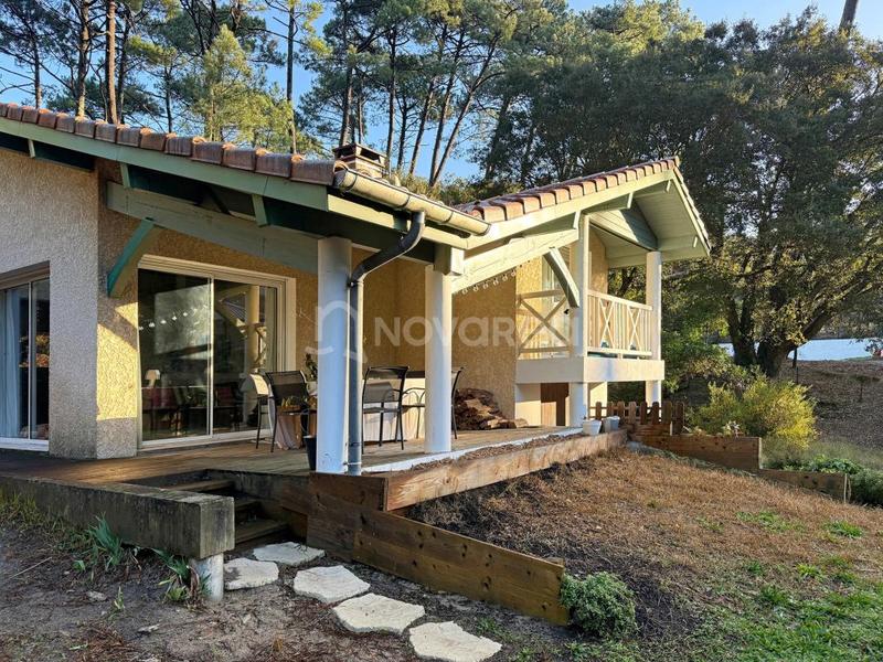 Maison - 99 m² - 5 pièces