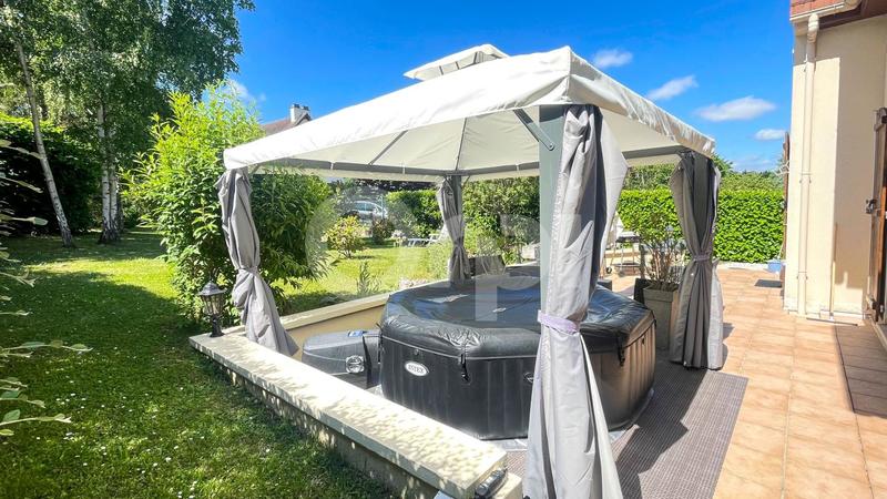 Maison - 150 m² - 6 pièces