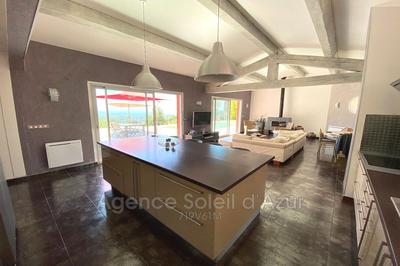 Villa - 130 m² - 5 pièces