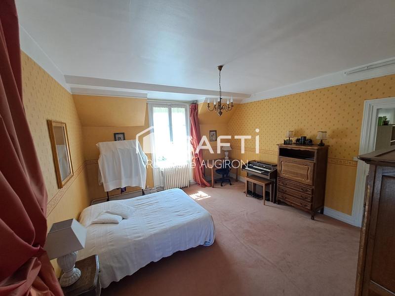 Villa - 304 m² - 10 pièces