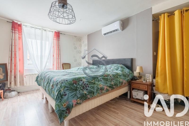 Maison - 191 m² - 7 pièces