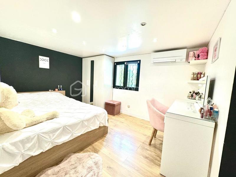 Villa - 141 m² - 6 pièces