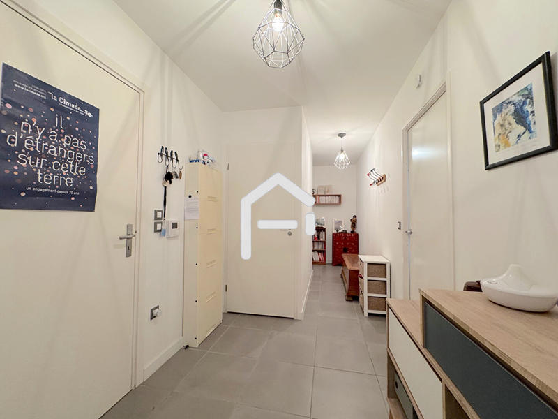 Appartement - 83 m² - 4 pièces