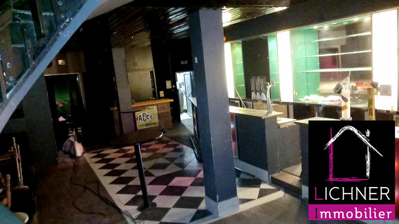 Local commercial - 384 m²