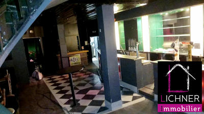 Local commercial - 384 m²