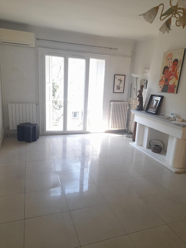 Appartement - 79 m² - 5 pièces