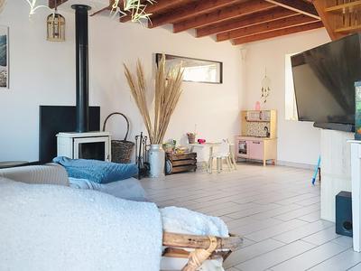 Maison - 80 m² - 4 pièces