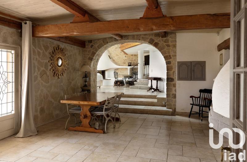 Maison - 187 m² - 6 pièces