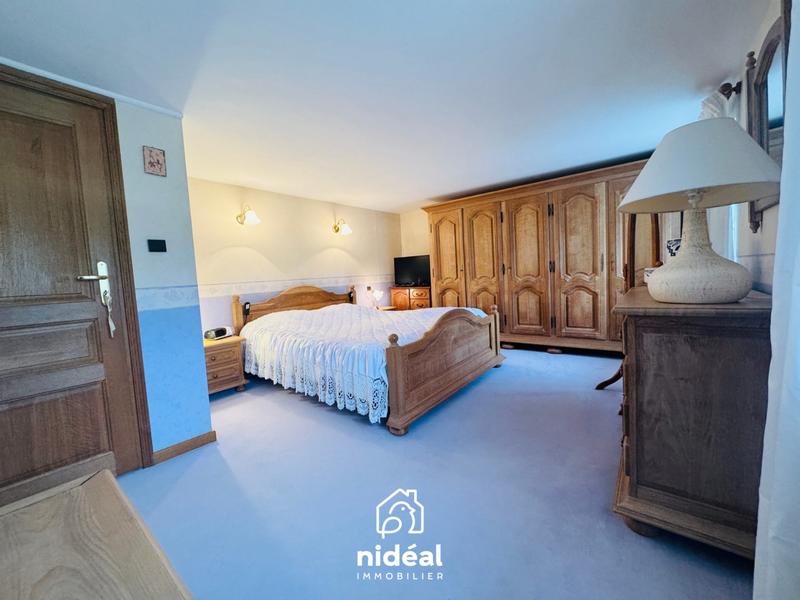 Maison - 217 m² - 4 pièces