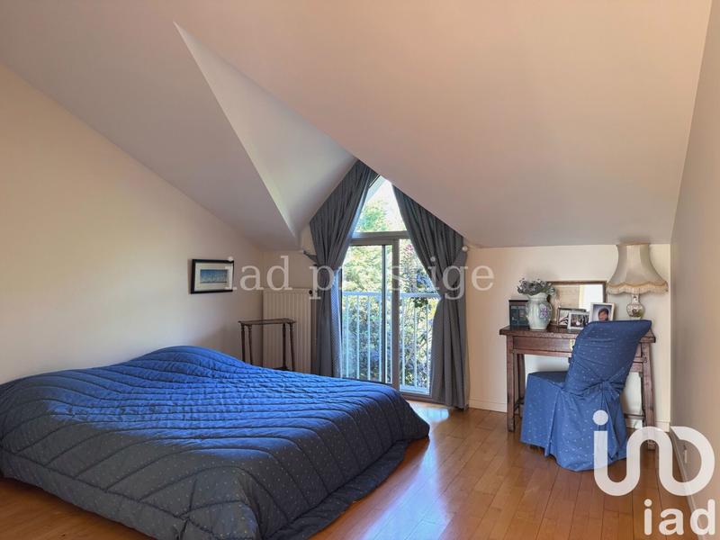 Maison de maîtres - 180 m² - 7 pièces