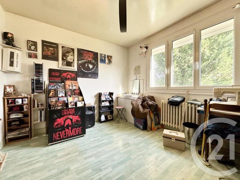 Propriété - 121 m² - 6 pièces