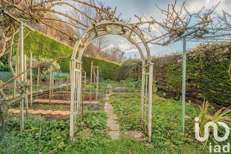 Maison - 166 m² - 7 pièces