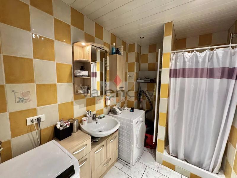 Appartement - 76 m² - 4 pièces