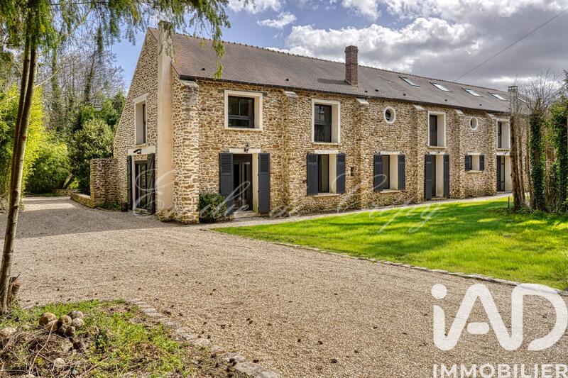 Maison - 480 m² - 14 pièces