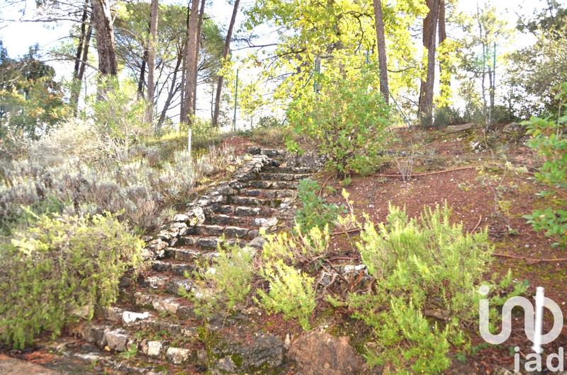 Maison - 230 m² - 6 pièces