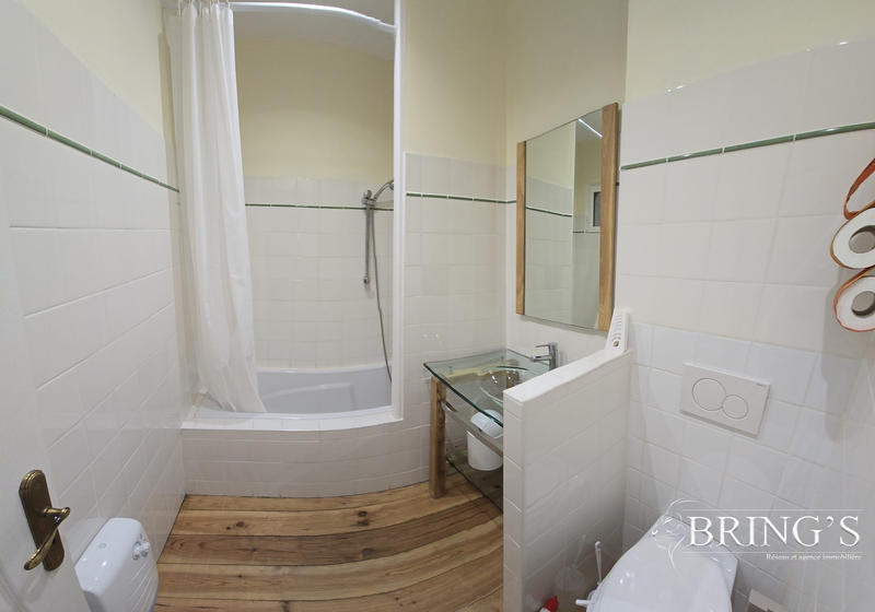 Maison - 80 m² - 6 pièces