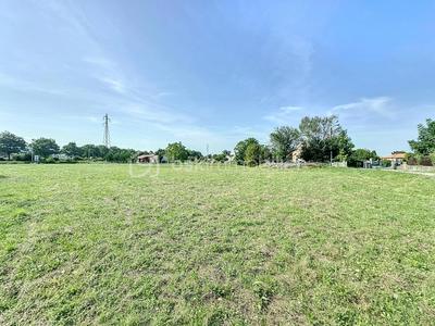 Terrain - 600 m²