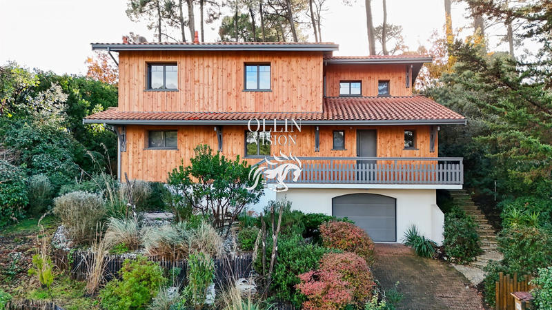 Villa - 190 m² - 6 pièces