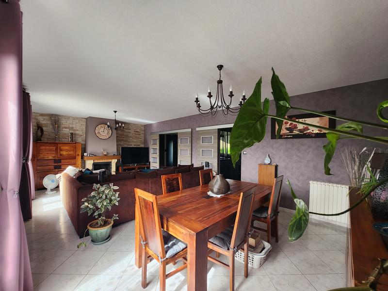 Maison - 145 m² - 6 pièces