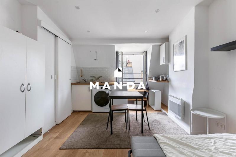 Studio - 18 m² - 1 pièce