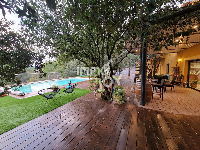 Villa - 268 m² - 7 pièces