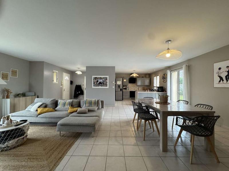 Maison - 130 m² - 5 pièces