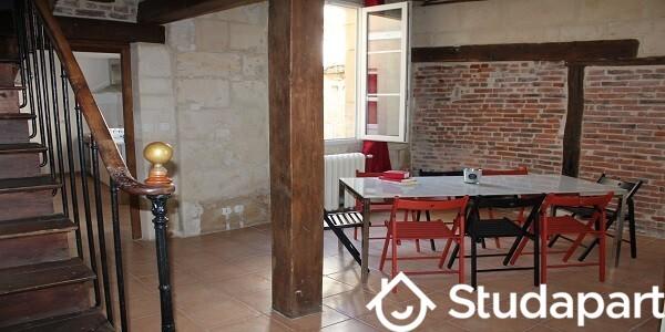 Chambre - 12 m² - 1 pièce