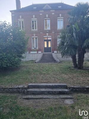 Maison - 300 m² - 5 pièces