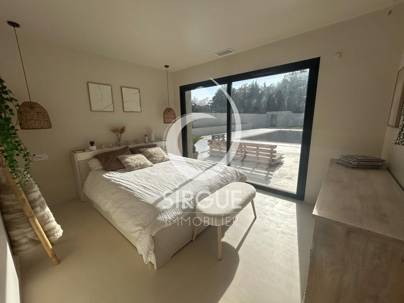 Maison - 190 m² - 5 pièces