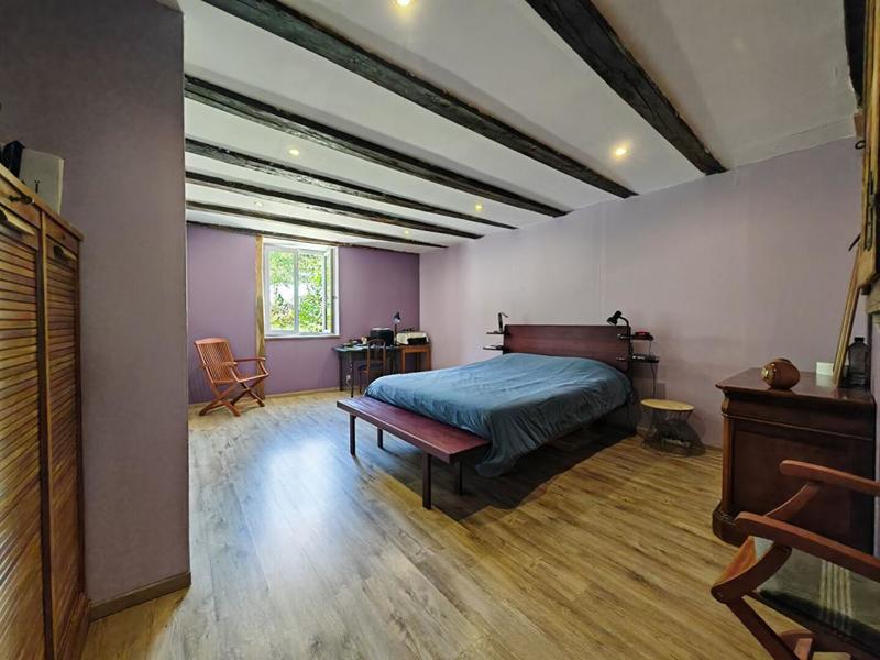 Maison - 183 m² - 5 pièces