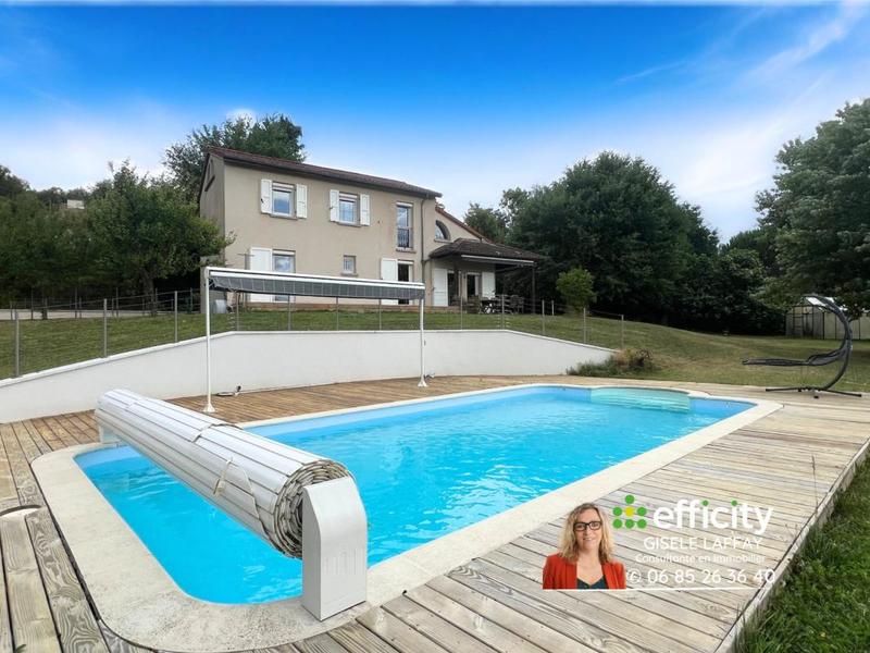 Maison - 128 m² - 5 pièces