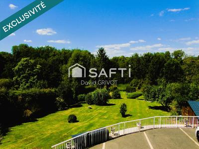 Maison - 343 m² - 9 pièces