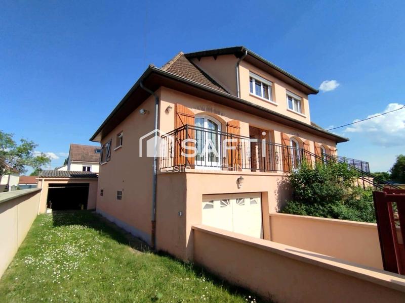 Maison - 192 m² - 9 pièces