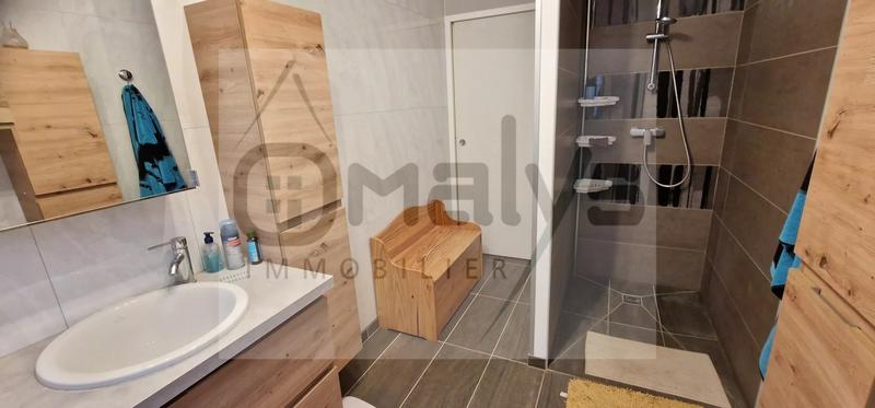 Maison - 130 m² - 6 pièces