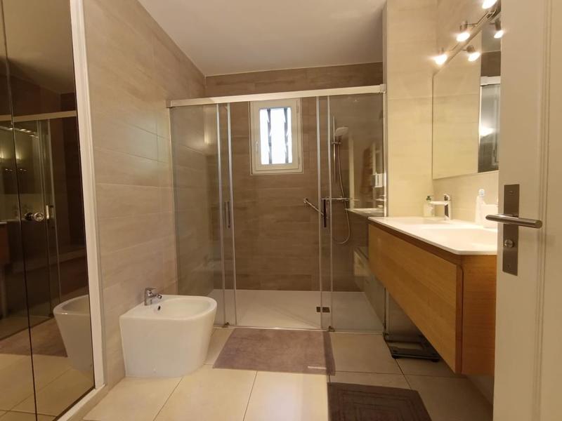 Villa - 161 m² - 6 pièces