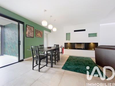 Maison - 180 m² - 5 pièces