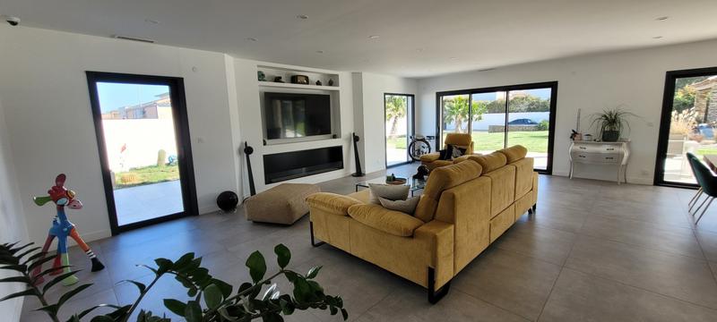 Villa - 234 m² - 6 pièces