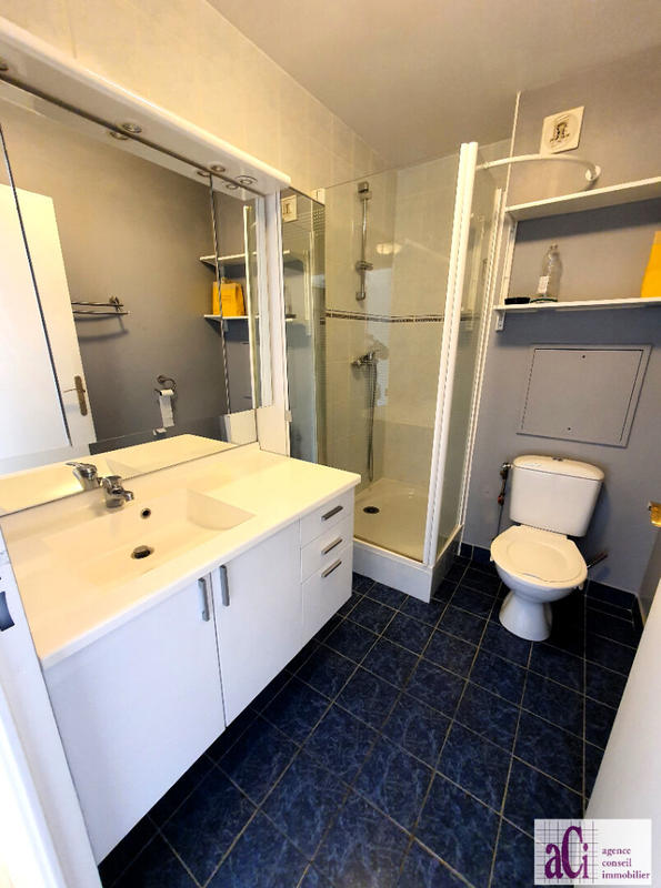 Appartement - 99 m² - 5 pièces