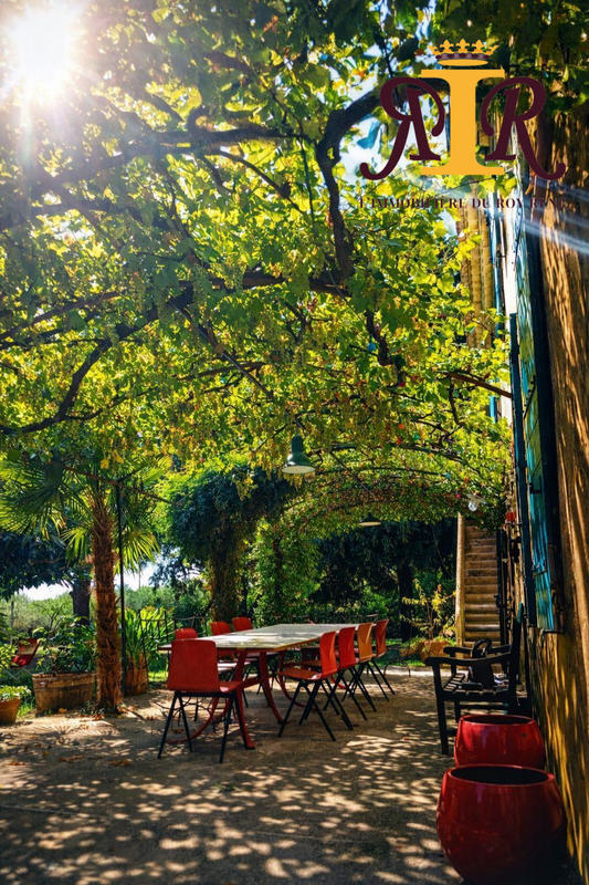 Maison traditionnelle - 288 m² - 9 pièces