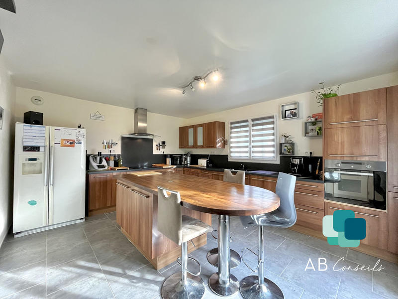 Maison - 175 m² - 5 pièces