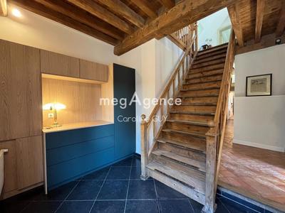 Maison - 267 m² - 11 pièces