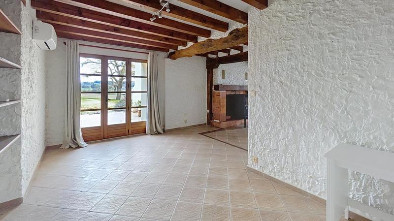 Maison - 168 m² - 7 pièces