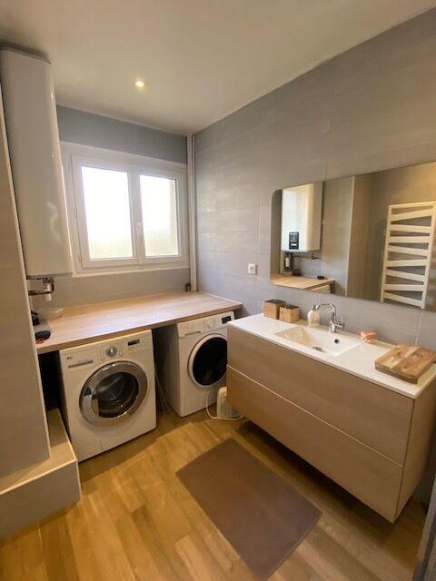 Appartement - 80 m² - 3 pièces