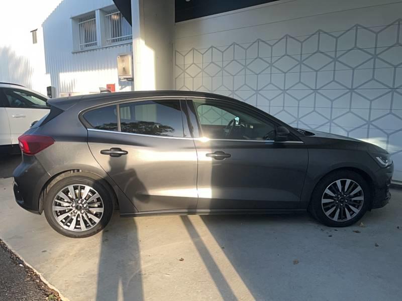 Ford Focus 1.0 Flexifuel 125 s&amp;S mHEV Titanium Design