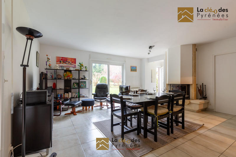 Maison - 100 m² - 6 pièces